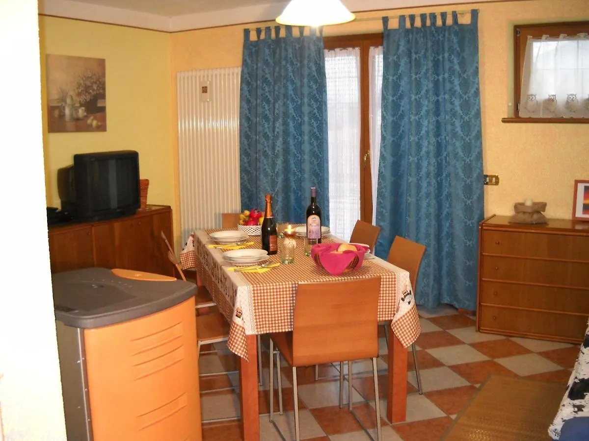 B&B L'Isola Delle Rose Sovramonte Italy